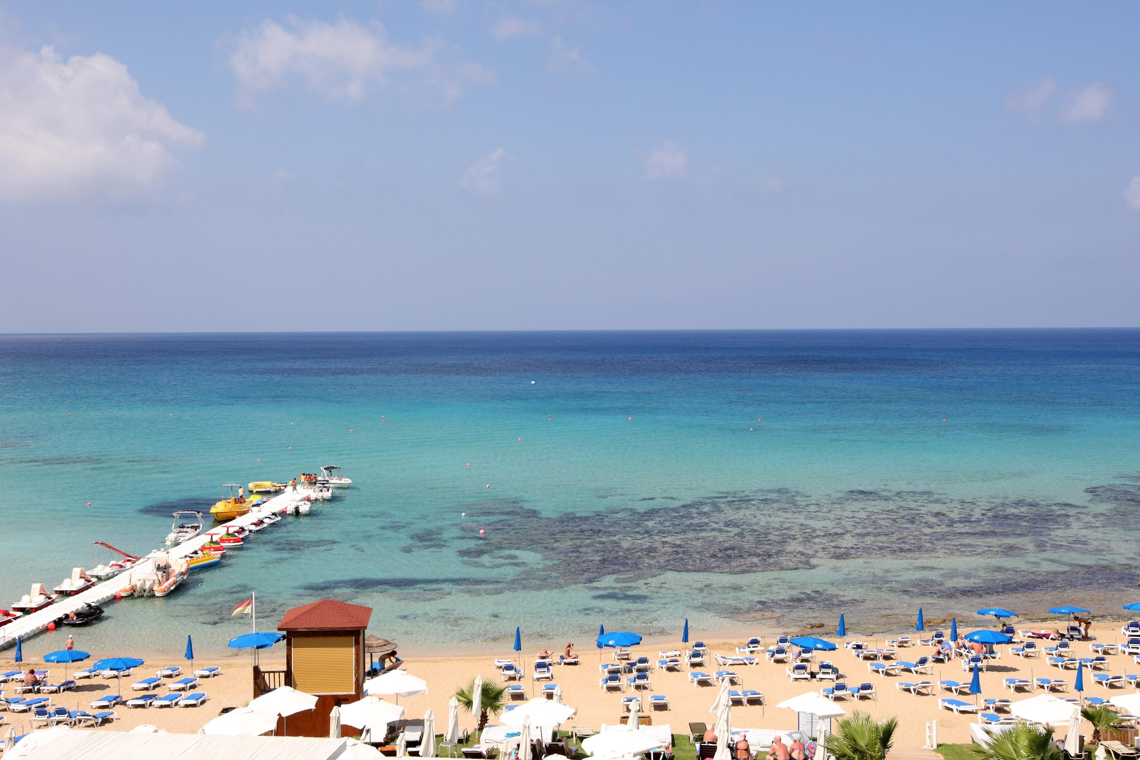 Iliada Beach Hotel โปรทาราส ภายนอก รูปภาพ