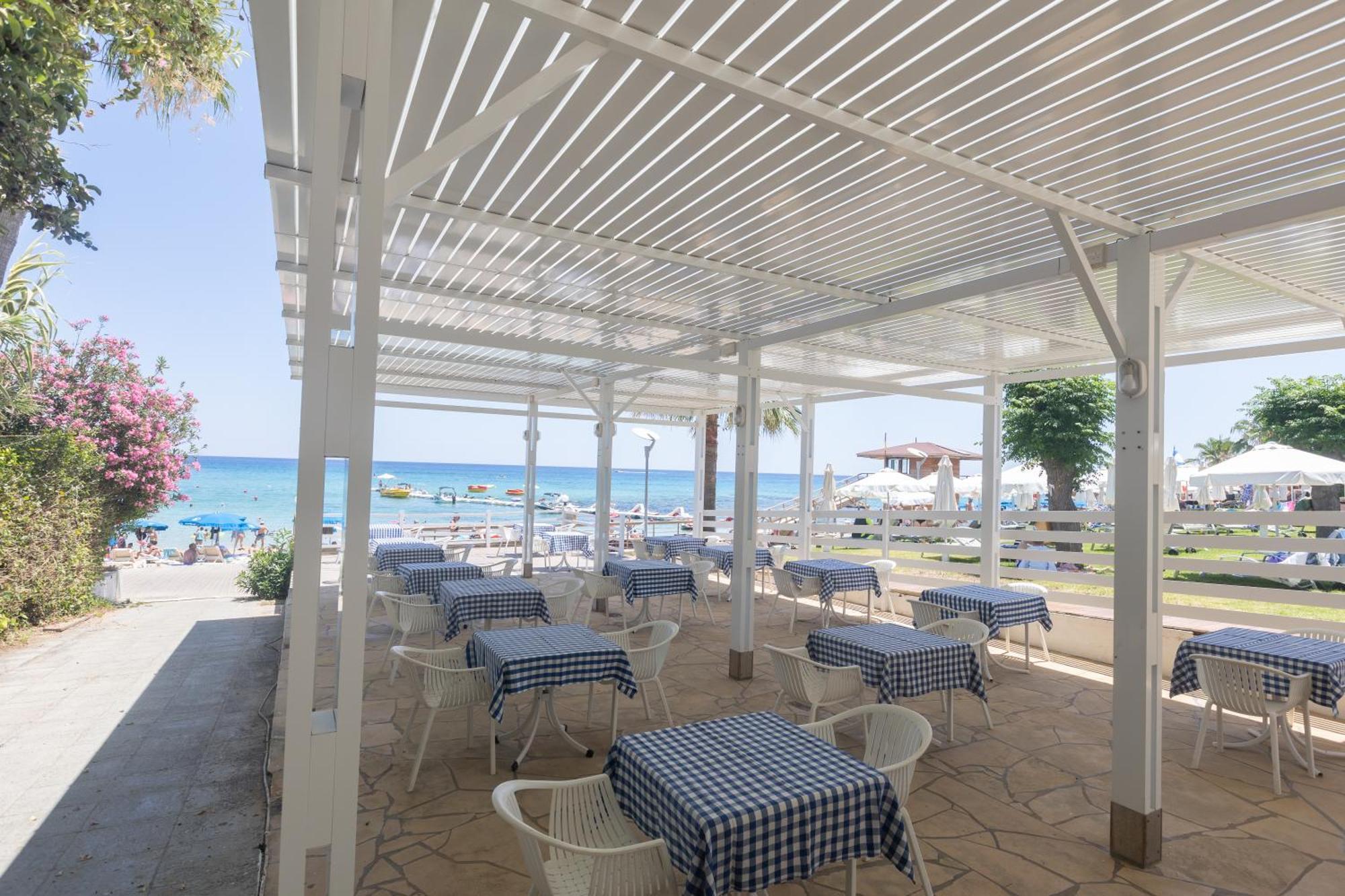 Iliada Beach Hotel โปรทาราส ภายนอก รูปภาพ